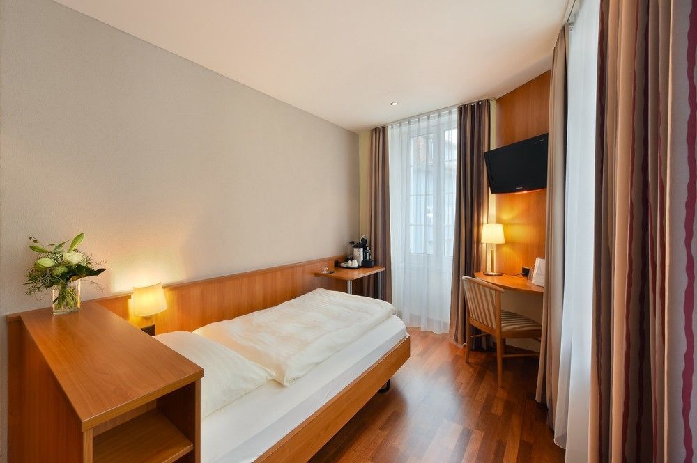 Hotel Engel Zofingen Exteriör bild